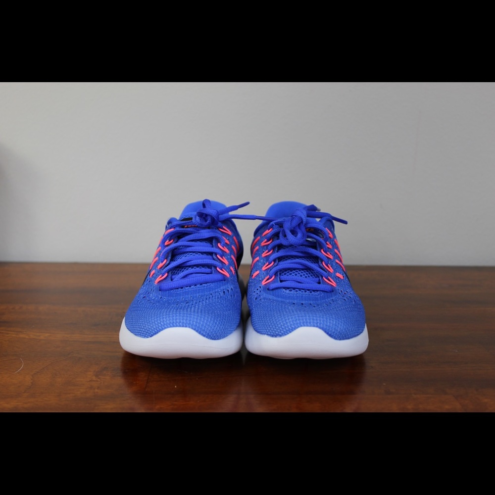 Nike Lunarglide 8 Running Shoe - Picture 2 of 7